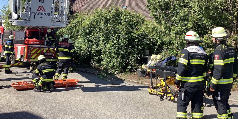 FW-M: Zwei Einsätze der Höhenrettungsgruppe (Laim, Sendling-Westpark) - Foto: presseportal.de