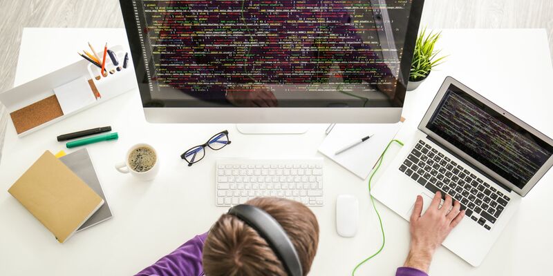 AI Solution Engineering - Foto: Shutterstock über pressetext.de