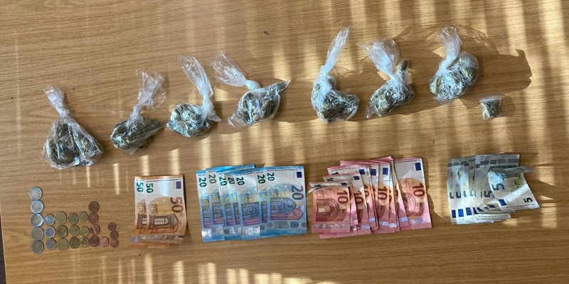 POL-MS: Kontrollen im Engelenschanzenpark - Vier Aufenthaltsverbote ausgesprochen und Anzeigen geschrieben - Foto: presseportal.de