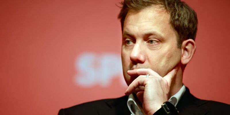 SPD-Chef Klingbeil geht als Vizekanzler ins Merz-Kabinett. (Archivbild) - Foto: Matthias Bein/dpa