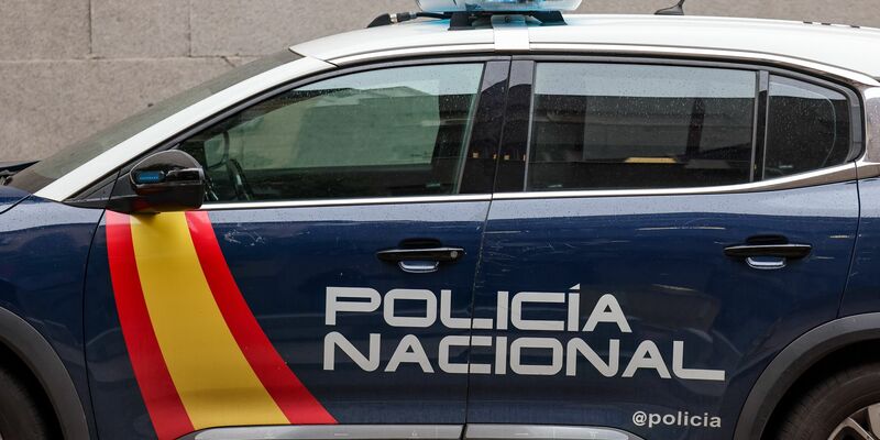 Ein Auto ist in Barcelona eine wartende Menge von Fußballfans gefahren. Dabei wurden nach Angaben der Polizei 13 Menschen verletzt. Die Polizei geht von einem Unfall aus. (Archivbild) - Foto: Jan Woitas/dpa