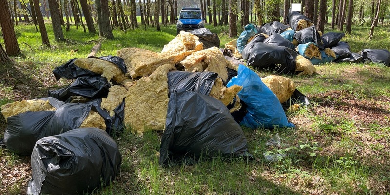 LWSPA M-V: Illegale Abfallentsorgung bei Viez/Hagenow - Wasserschutzpolizei nimmt Strafanzeige auf - Zeugen gesucht - Foto: presseportal.de