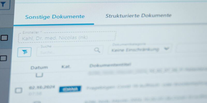 Schon Ende 2024 hatte der Chaos Computer Club Schwachstellen des Systems publik gemacht. (Archivbild)  - Foto: Daniel Karmann/dpa