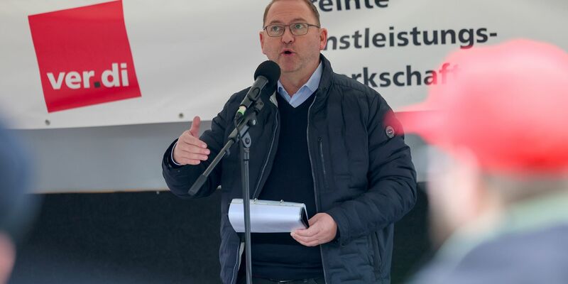 «Die Belastung wird unerträglich», sagt Verdi-Chef Werneke. (Archivbild)  - Foto: Jörg Halisch/dpa