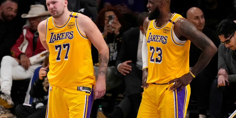 Rudy Gobert dominierte das Spiel unter den Körben. - Foto: Mark J. Terrill/AP/dpa