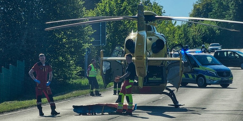 FW-EN: Datum: 01.05.2025/ Uhrzeit: 16:24 Uhr/ Dauer: ca. 80 Minuten/ Einsatzstelle: Dahlerbrücker Str. Ecke Loher Str./ Einheiten: LÖschzug Breckerfeld/ Polizei/ RTW/ NEF / RTH/ - Foto: presseportal.de