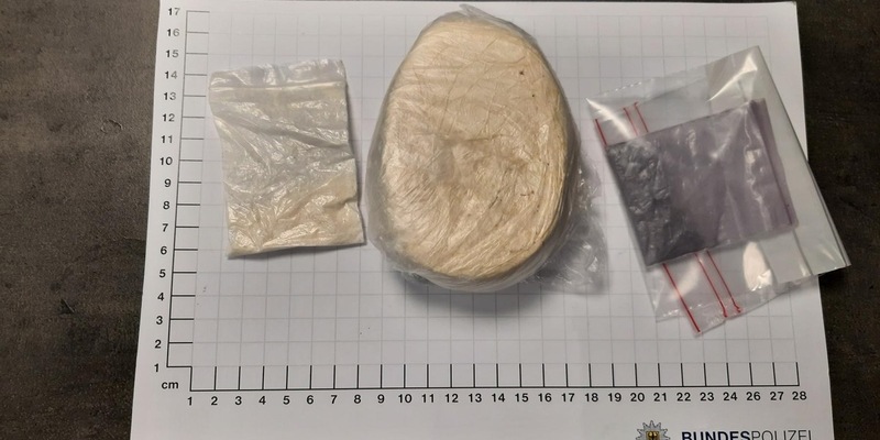 BPOL NRW: Haftbefehl und großer Drogenfund - Bundespolizei verhaftet 45-Jährigen - Foto: presseportal.de