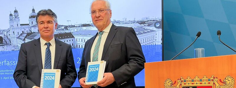 In Bayern hat die Polizei relativ viele Befugnisse, allerdings sind die Regeln, um sie in der Praxis anwenden zu dürfen, laut dem Bericht teilweise recht anspruchsvoll. (Archivfoto)  - Foto: Hannes Förster/dpa