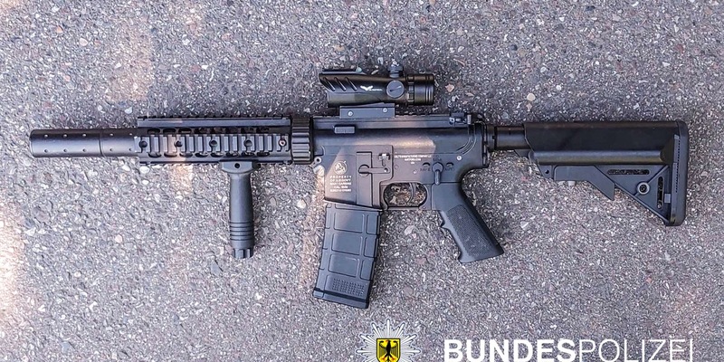 BPOLI-WEIL: Bundespolizei stellt Sturmgewehr sicher - Foto: presseportal.de