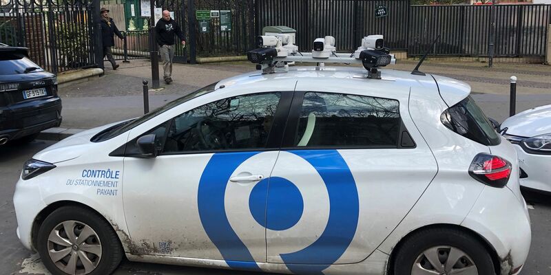 Autofahrer in Straßburg kennen sie schon: Scan-Fahrzeuge im Einsatz gegen Falschparker. (Archivbild) - Foto: Michael Evers/dpa