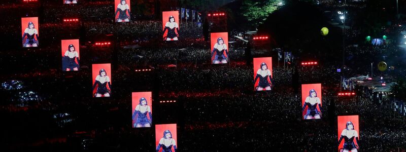 Kinder und Erwachsene waren auf der Show.  - Foto: Bruna Prado/AP/dpa