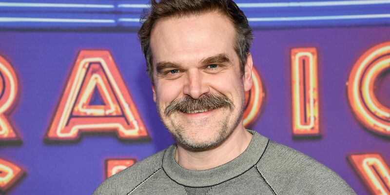 David Harbour wurde beim Dreh von «Thunderbolts*» dazu ermutigt, sich ausgiebig am Snack-Tisch zu bedienen. (Archivbild) - Foto: Evan Agostini/Invision via AP/dpa