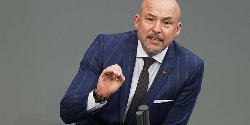 Als Nachfolger von Alexander Dobrindt tritt der Franke Alexander Hoffmann an der Spitze der CSU-Landesgruppe im Bundestag in große Fußstapfen. (Archivbild) - Foto: Michael Kappeler/dpa