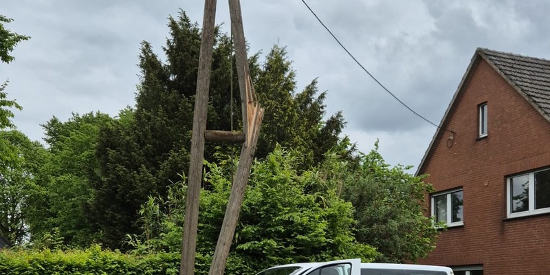 FW Xanten: Feuerwehr Xanten bei zwei Verkehrsunfällen im Einsatz - Foto: presseportal.de