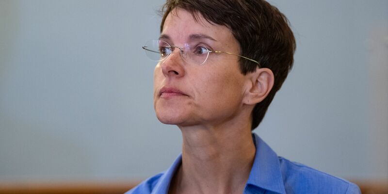 Petry scheiterte nach ihrem AfD-Abgang mit der Blauen Partei - und will nun wieder einen Neuanfang wagen. (Archivbild) - Foto: Hendrik Schmidt/dpa-Zentralbild/dpa