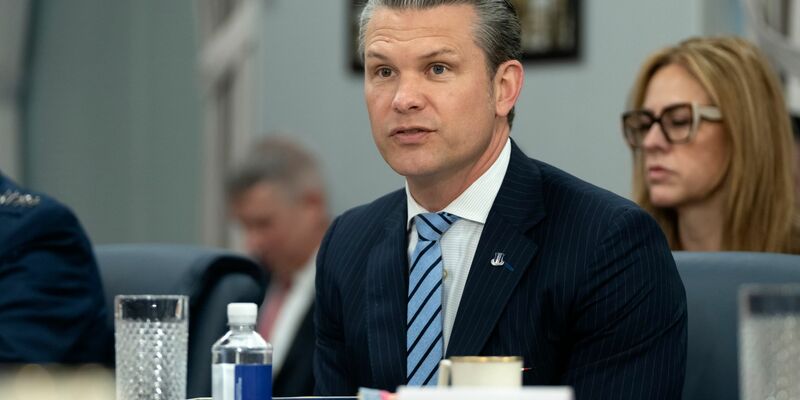 20 Prozent des Spitzenpersonals im Pentagon soll entlassen werden - Foto: Mark Schiefelbein/AP/dpa