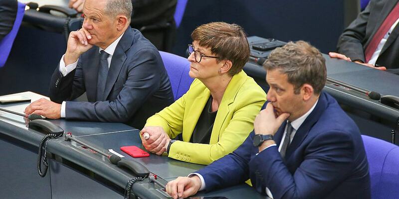 Olaf Scholz, Saskia Esken und Lars Klingbeil am 06.05.2025 - Foto: über dts Nachrichtenagentur