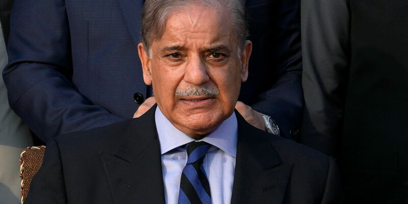 Pakistans Premier Sharif hat die Streitkräfte zu einer Reaktion auf Indiens Angriff in der vergangenen Nacht ermächtigt. (Archivbild) - Foto: Anjum Naveed/AP/dpa