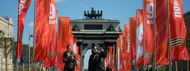Mit einer großen Militärparade begeht Russland den 80. Jahrestag des Sieges im Zweiten Weltkrieg. - Foto: Pavel Bednyakov/AP/dpa