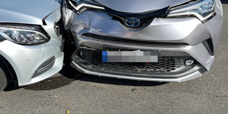 POL-DN: Unfall auf der Kreuzung - Foto: presseportal.de