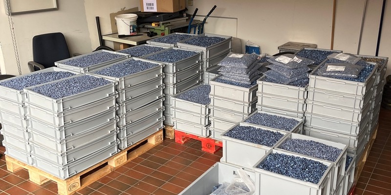 POL-ROW: Wertvolle Nieten - Foto: presseportal.de