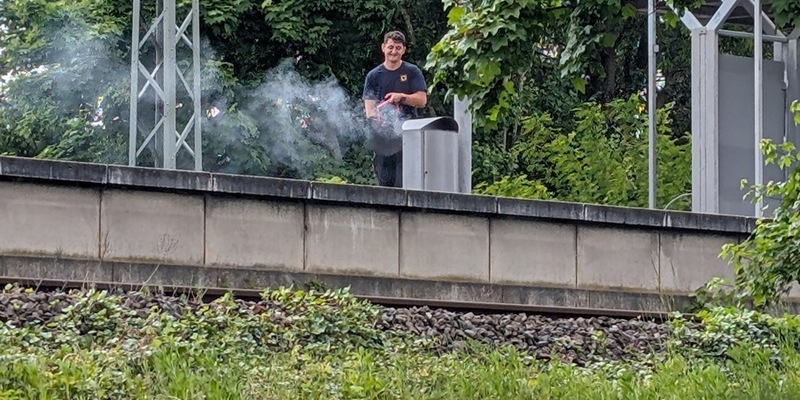 FW-DO: Kleinbrand am Bahnhof - Feuerwehr kann zu Fuß ausrücken - Foto: presseportal.de