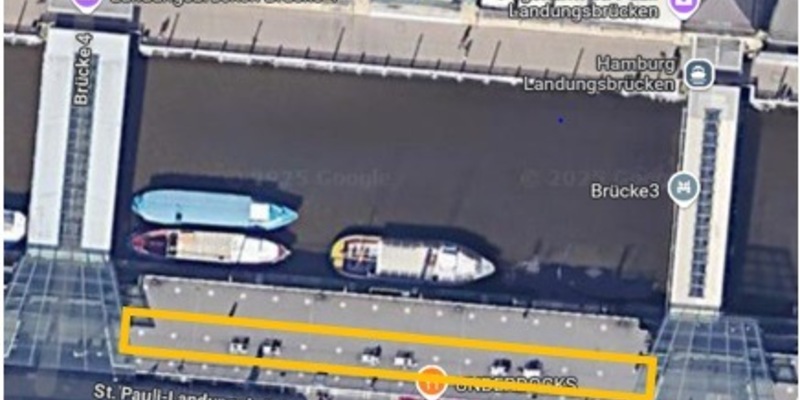 POL-HH: 250507-1. Taufe zweier hybrider Polizeiboote beim Hamburger Hafengeburtstag - Foto: presseportal.de