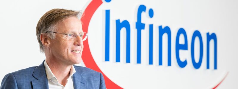 Infineon-Chef Jochen Hanebeck muss die Umsatzprognose wieder senken. (Archivbild) - Foto: Peter Kneffel/dpa