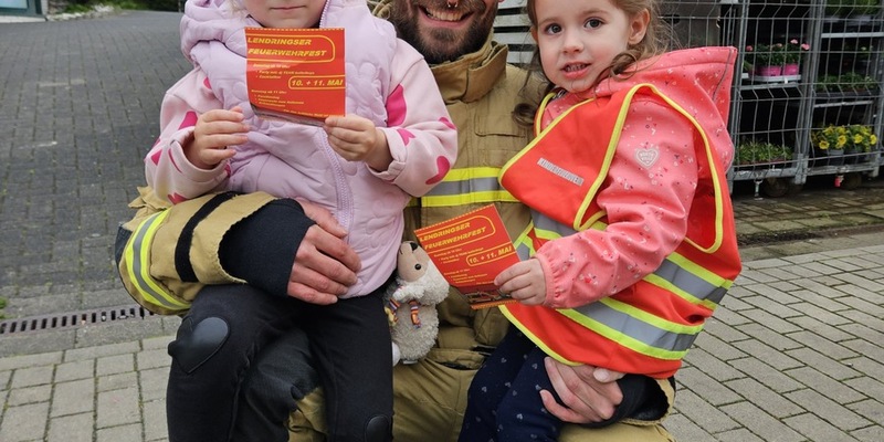 FW Menden: Lendringser Feuerwehrfest - Tag der offenen Tür am kommenden Wochenende Löschgruppen Lendringsen laden zum Mitfeiern ein - Foto: presseportal.de