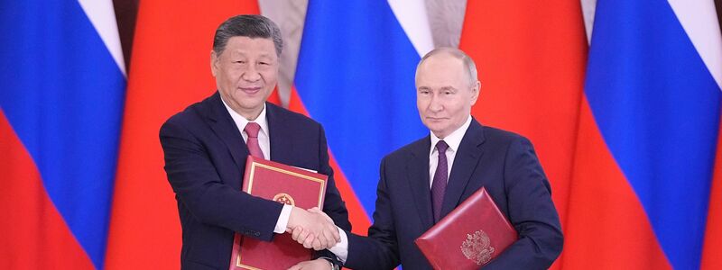 Moskau und China bleiben enge Partner. - Foto: Pavel Bednyakov/AP/dpa