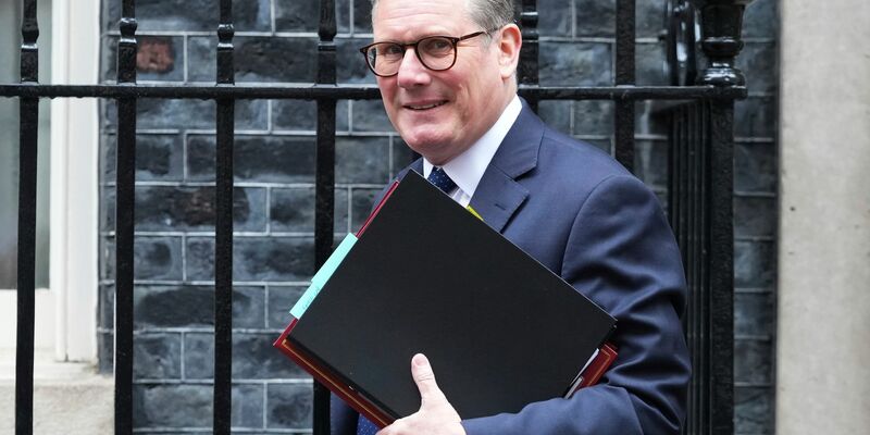 Keir Starmer kündigt Sanktionen gegen Russlands Schattenflotte an. (Archivbild) - Foto: Frank Augstein/AP/dpa