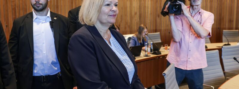Die maßgeblichen Sicherheitsbehörden hatten laut Ex-Innenministerin Nancy Faeser vor dem Attentat von Solingen keine einschlägigen Erkenntnisse zu Issa Al H.  - Foto: Oliver Berg/dpa