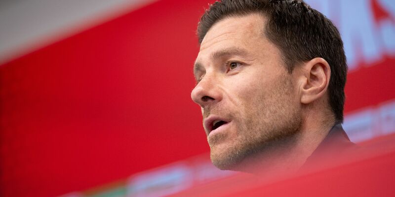 Kasper Hjulmand hat in Leverkusen viel Arbeit. - Foto: Marius Becker/dpa