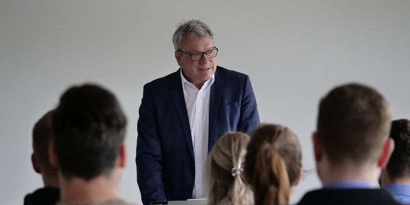 POL-PPWP: Polizeipräsident begrüßt Neuzugänge - Foto: presseportal.de