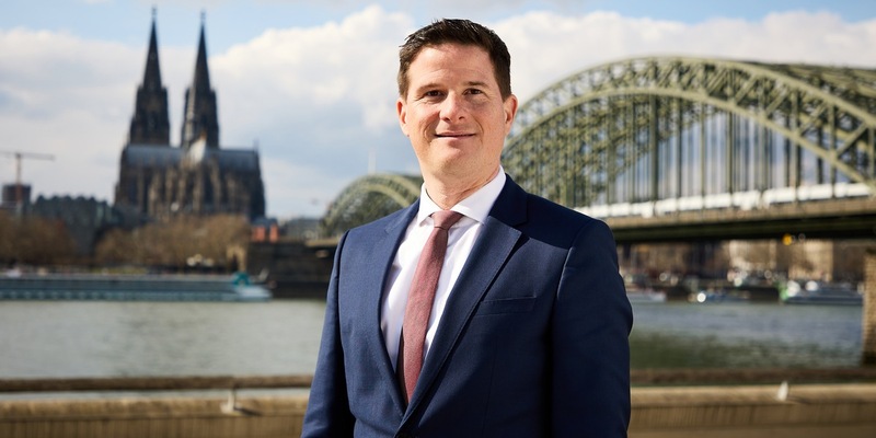 DEVK-Vorstand Dr. Michael Zons kümmert sich um das Kundenressort - Foto: presseportal.de