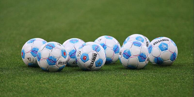 Fußbälle (Archiv) - Foto: über dts Nachrichtenagentur