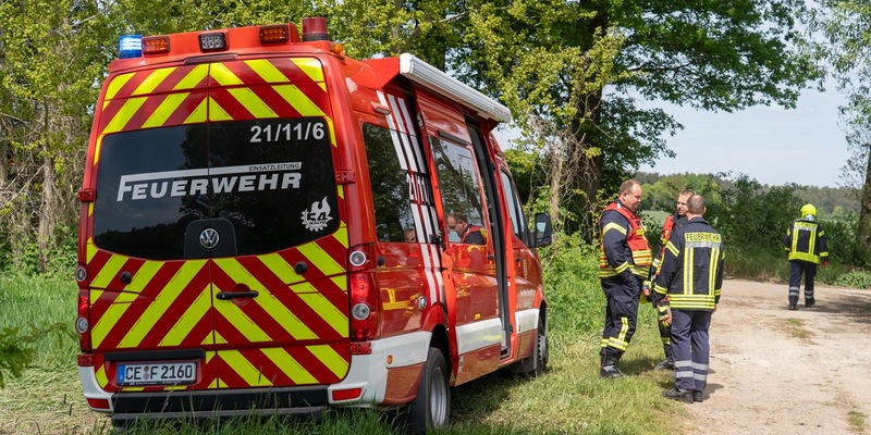 FW Flotwedel: Waldbrand zwischen Oppershausen und Offensen beschäftigt die Feuerwehren der Samtgemeinde Flotwedel - Foto: presseportal.de