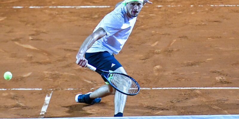 Alexander Zverev steht beim Turnier in Rom im Achtelfinale. - Foto: Andrea Rosito/Ipa Sport / Ipa-Ag/LiveMedia-IPA/ZUMA Press Wire/dpa