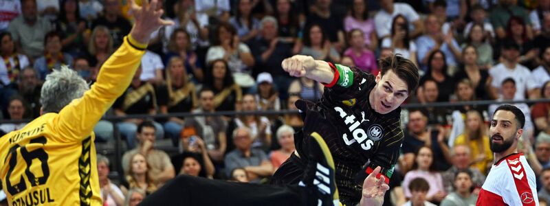 Die deutschen Handballer haben die EM-Qualifikation mit einem Sieg gegen die Türkei erfolgreich abgeschlossen. - Foto: Markus Lenhardt/dpa