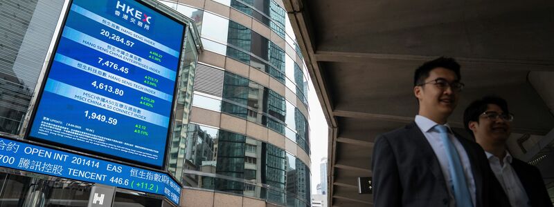 Die Märkte in Asien reagierten zunächst verhalten auf die Ergebnisse der Zoll-Verhandlungen. (Symbolbild) - Foto: Chan Long Hei/AP/dpa