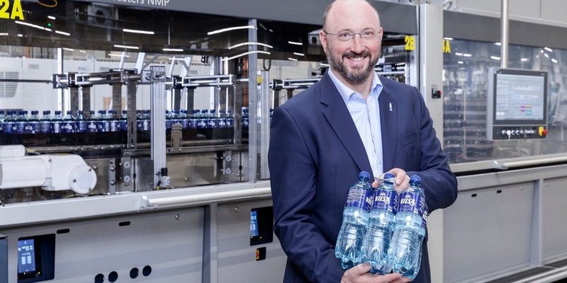 Verpackungsinnovation: VILSA führt das nachhaltige NIX-PACK ein - ein Meilenstein in der deutschen Getränke-Industrie - Foto: presseportal.de