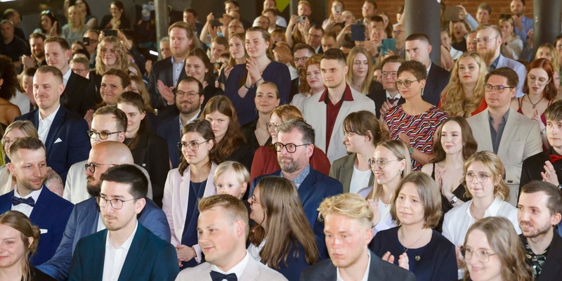 Eine wahre Meisterleistung: Hörakustiker erhalten in Mainz ihren Meisterbrief - Foto: presseportal.de