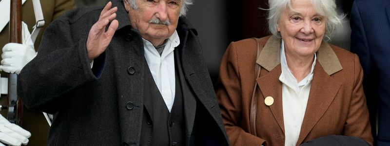 Mujica starb an der Seite seiner Frau Lucia Topolansky auf seinem Bauernhof vor den Toren von Montevideo. - Foto: Esteban Felix/AP/dpa