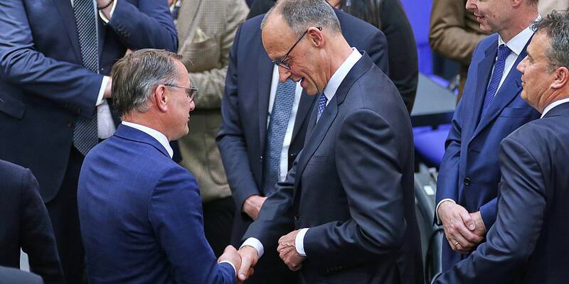 Tino Chrupalla und Friedrich Merz (Archiv) - Foto: über dts Nachrichtenagentur