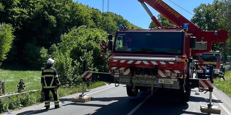 FW-EN: Schwerer Verkehrsunfall mit Linienbus - 10 Personen verletzt - Foto: presseportal.de
