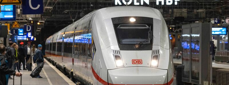 Die Deutsche Bahn war im April wieder besonders unpünktlich unterwegs. (Archivbild) - Foto: Thomas Banneyer/dpa