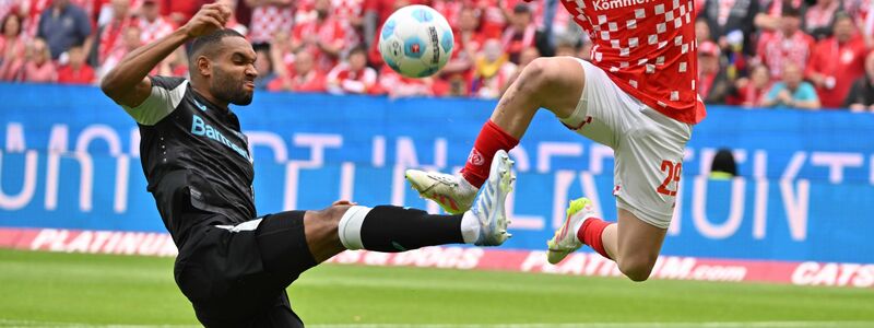 Xabi Alonso konnte bei seinem letzten Spiel als Coach von Bayer Leverkusen nicht mit der Leistung seiner Mannschaft zufrieden sein. - Foto: Torsten Silz/dpa