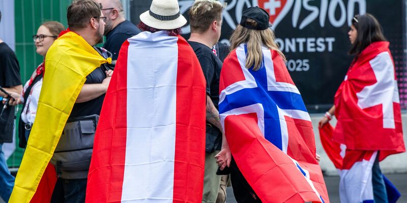 Confettiregen für JJ, aber kein Geldregen in Österreich. - Foto: Jens Büttner/dpa