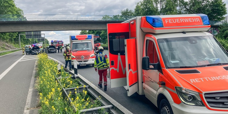 FW-BO: Verkehrsunfall zwischen drei PKW auf der A43 - Foto: presseportal.de