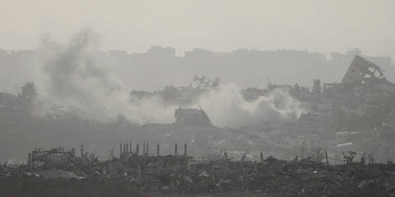 Teil der Großoffensive sind auch Bodentruppen.  - Foto: Ariel Schalit/AP/dpa